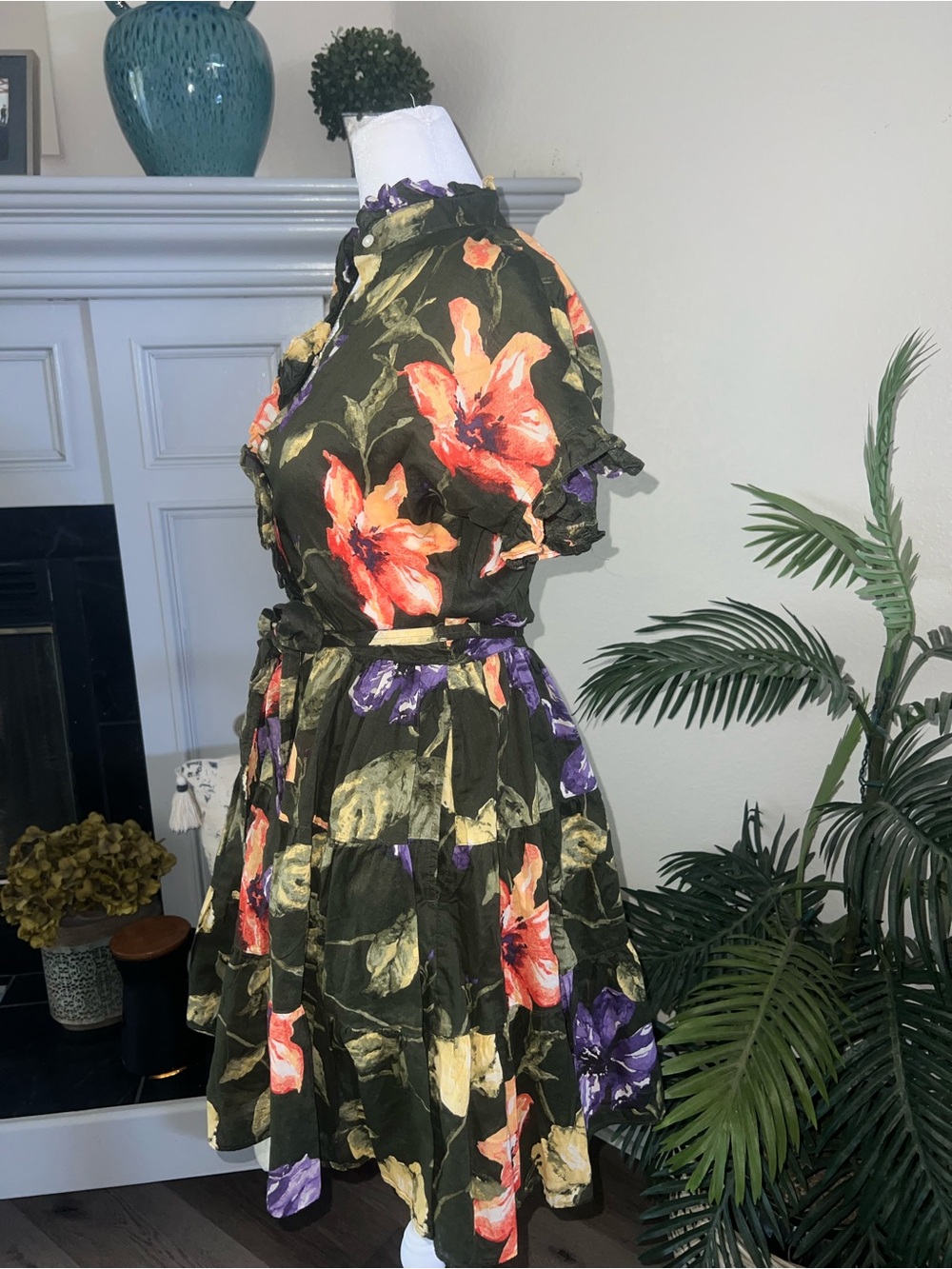 Lauren Ralph Lauren Olive Green Floral Short Dress with Orange & Purple Blooms 0 - Picture 7 of 13
